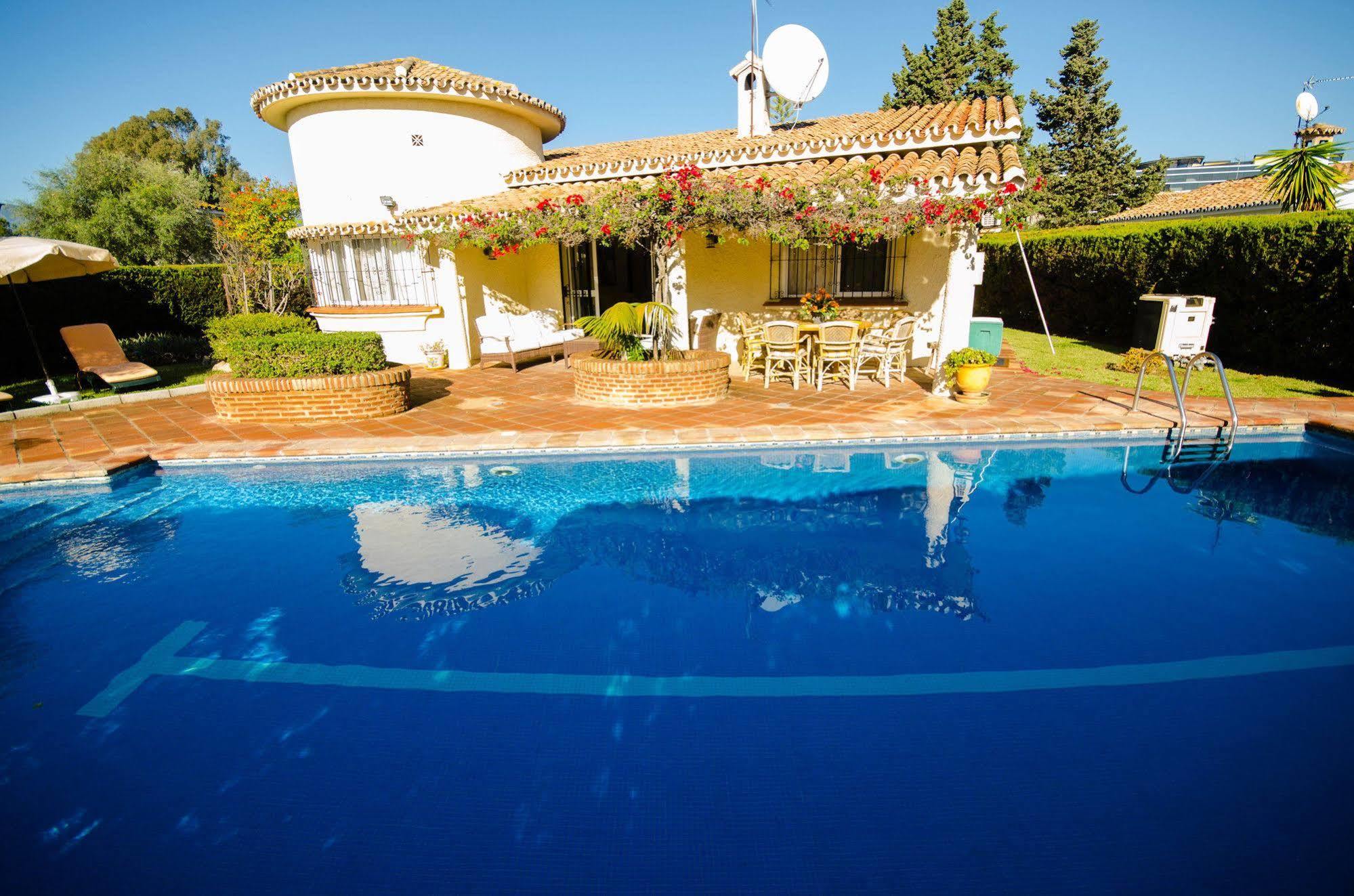 Galindo Beach El Saladillo Estepona Exterior foto